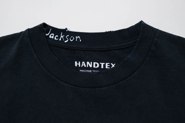 ハンドテックス HANDTEX × SMILE Tee / ネックタグ ディテール