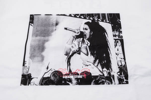 ゴッサムストア Cardi B Tシャツ / フロントプリント詳細