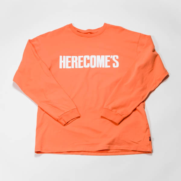 スラッピーサプライ HERECOMES LS TEE 長袖Tシャツ オレンジ / 正面 平置き