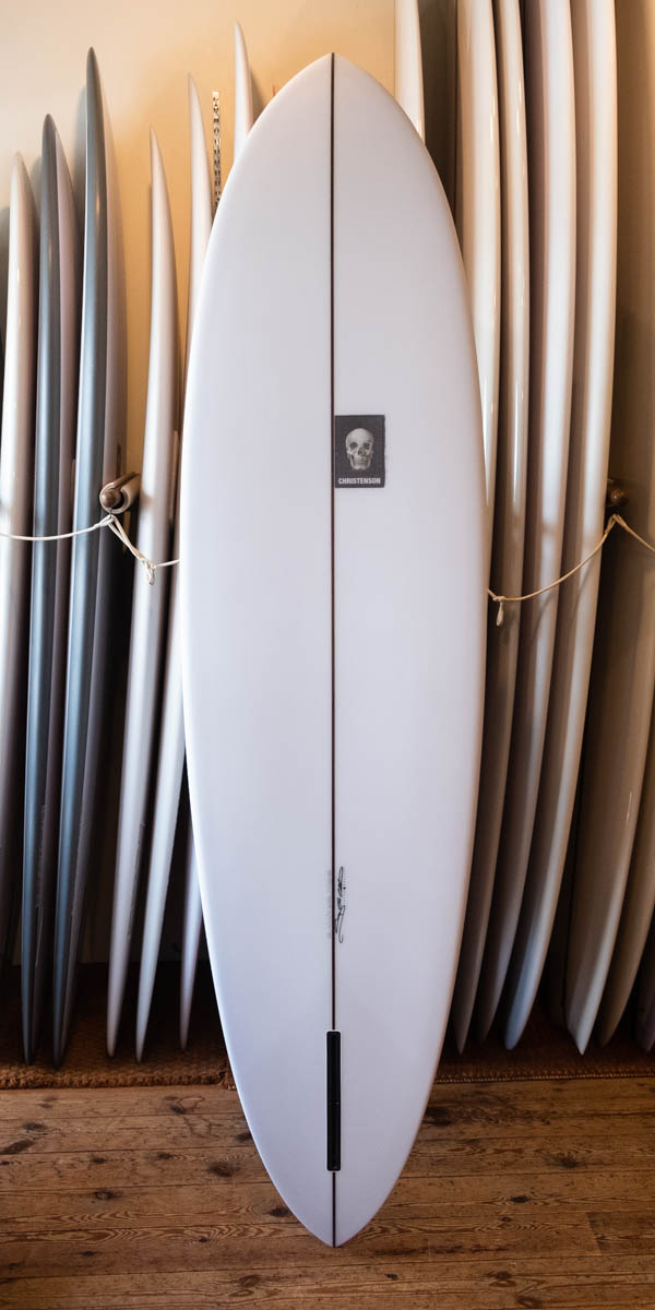 クリステンソン ジャパン C-BUCKET 7'0" CHRISTENSON SURFBOARDS JAPAN / デッキ面全体 スカルロゴエンブレムとシングルフィンボックス