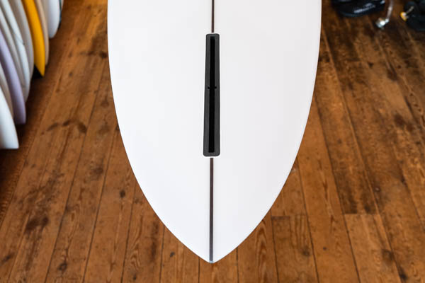 クリステンソン ジャパン C-BUCKET 7'6" CHRISTENSON SURFBOARDS JAPAN / ノーズ全体 店内ディスプレイ