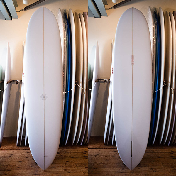 マンダラ CLANDESTINO 7'10" ミッドレングス シングルフィン サーフボード MANDALA Custom Shapes / デッキ面 全体