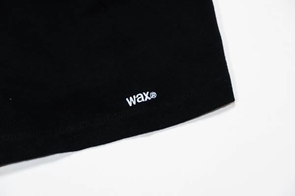 ワックス プレミアム クルーネックTシャツ ブラック / 袖 waxロゴ刺繍 ディテール