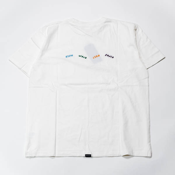 ターンミーオン RIDE WAVE LIKE DANCE TEE ホワイト / 背面 マルチカラー刺繍