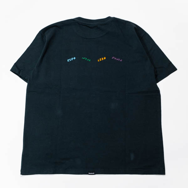 ターンミーオン RIDE WAVE LIKE DANCE TEE ブラック / 背面 マルチカラー刺繍