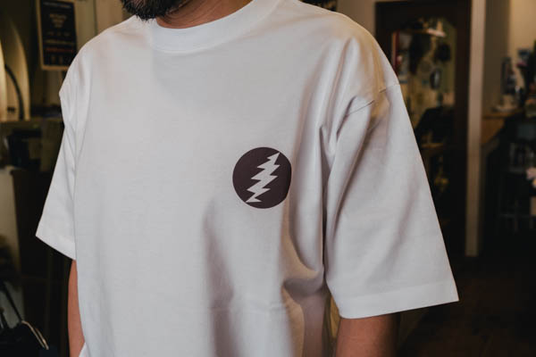 WOW x South Swell Tee サーフTシャツ メンズ 全体イメージ