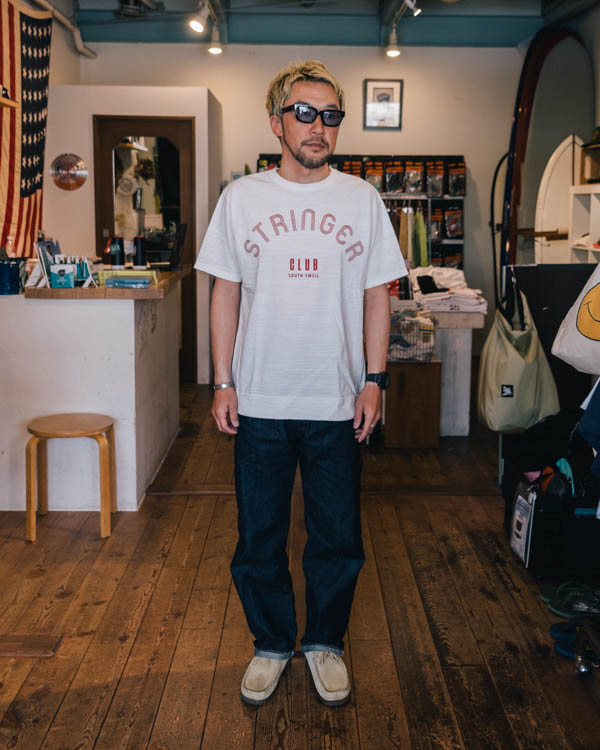 ワオ STRINGER CLUB Tee Tシャツ レッド/ホワイト / 着用イメージ