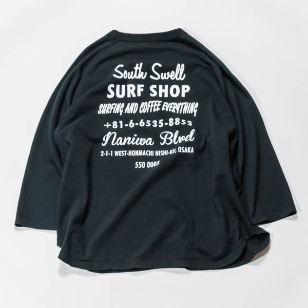 ワオ South Swell Shop 七分袖Tシャツ ブラック / 背面 ショップ情報プリント
