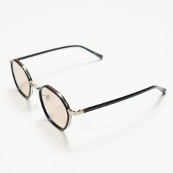 TURN ME ON ターン ミー オン/ サングラス(BLACK/SILVERフレーム/BROWNレンズ)