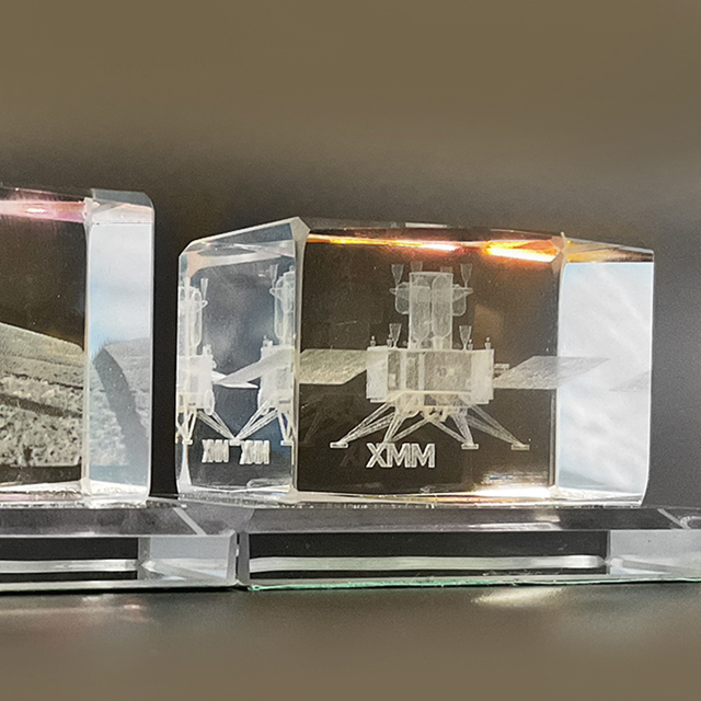 【宇宙グッズ3Dクリスタル[MMX]
