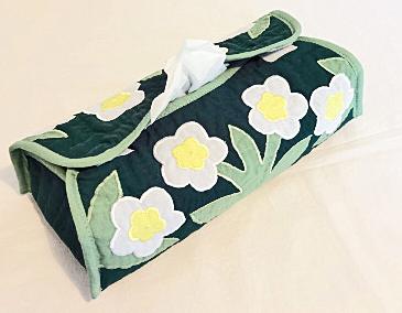 ハワイアンティッシュボックスカバー（ホワイトプルメリア9）