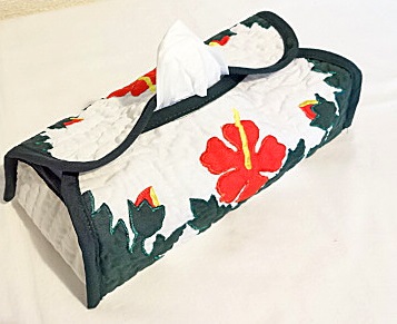 ハワイアンティッシュボックスカバー（レッドハイビスカス7）