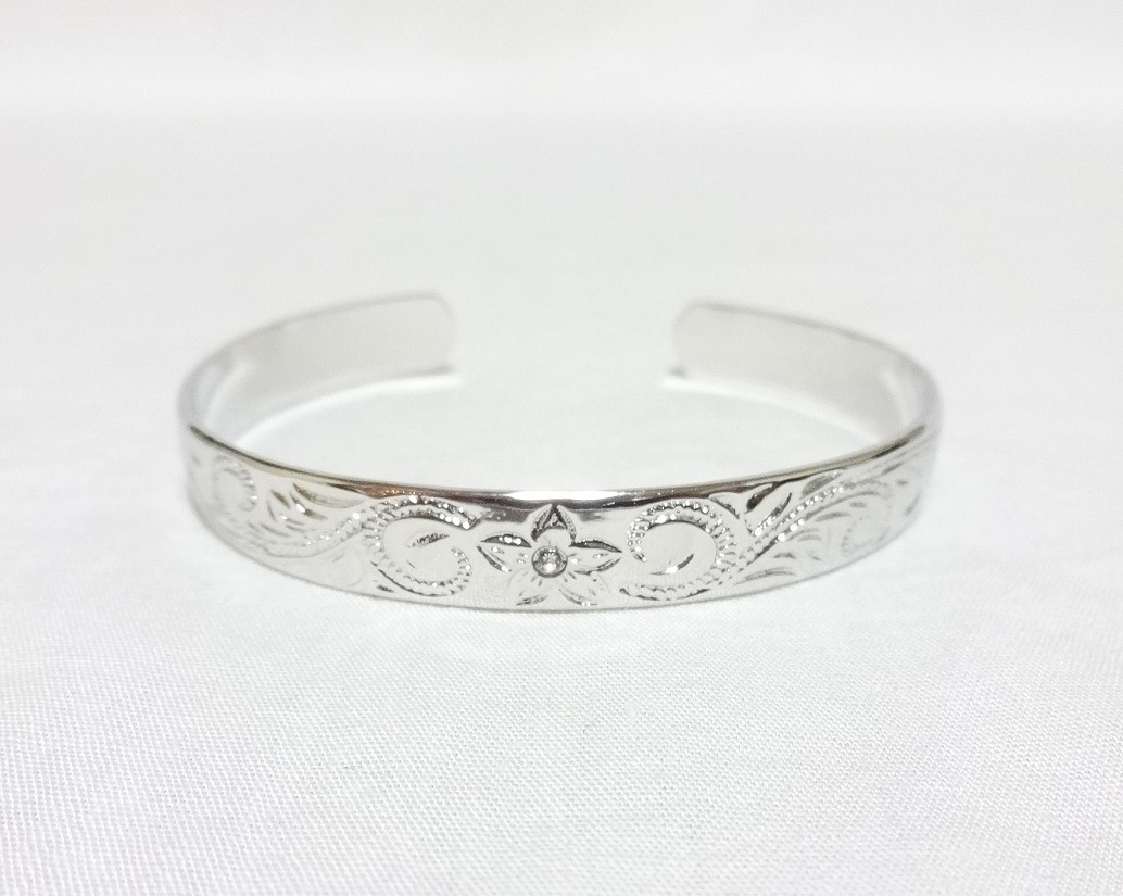 【メール便・送料無料】ハワイアンバングル/プルメリア/シルバー