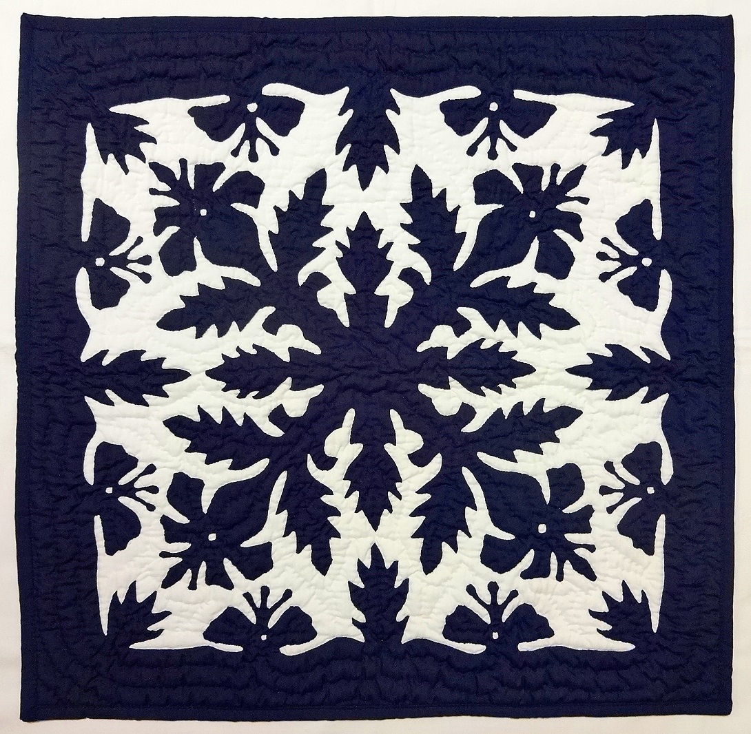 ハワイアンキルトタペストリー/壁掛け/ネイビーハイビスカス