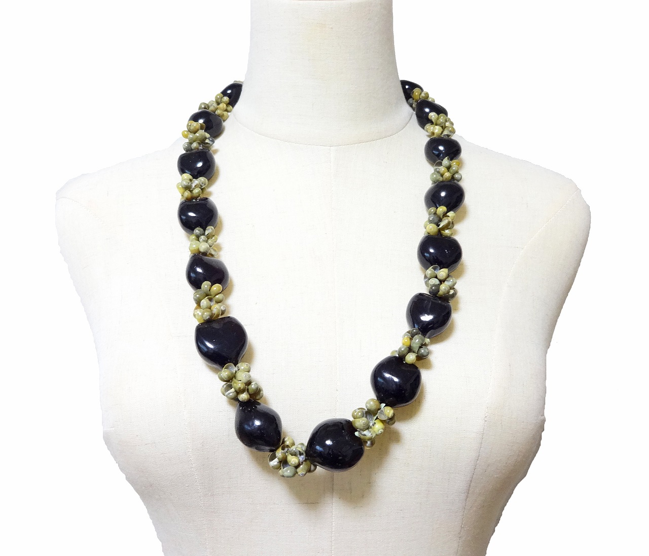 【メール便・送料無料】ククイグリーンモンゴシェルレイ