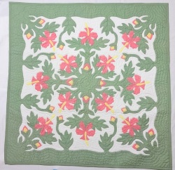 【送料無料】ハワイアンキルトタペストリー/壁掛け/ピンクハイビスカスMC・ラージサイズ