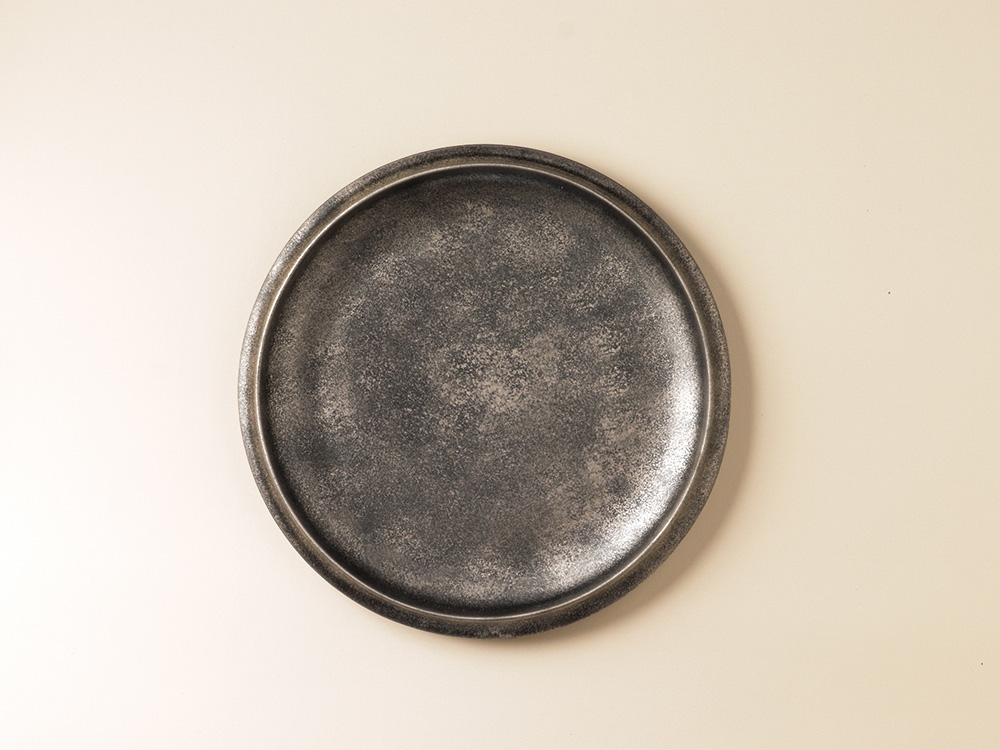 銀サビ プラチナたたき 7寸渕反皿 三川内焼