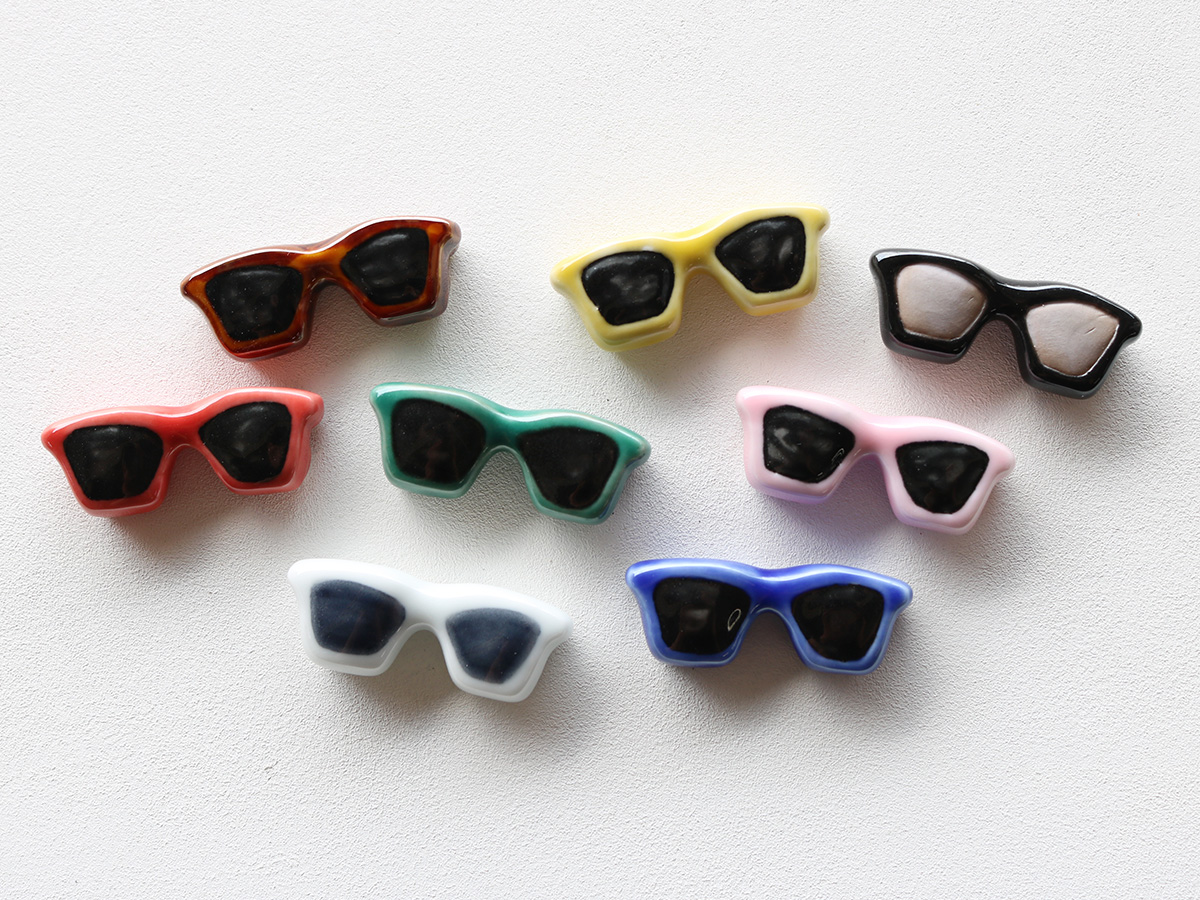 【当たりくじつき新パッケージでお届け！】サングラス 箸置き 有田焼