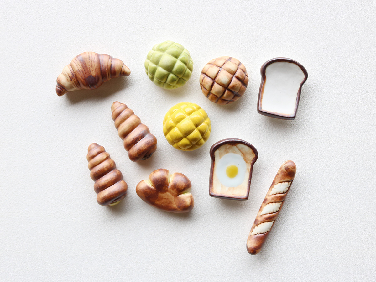 【当たりくじつき新パッケージでお届け！】パン 箸置き 有田焼