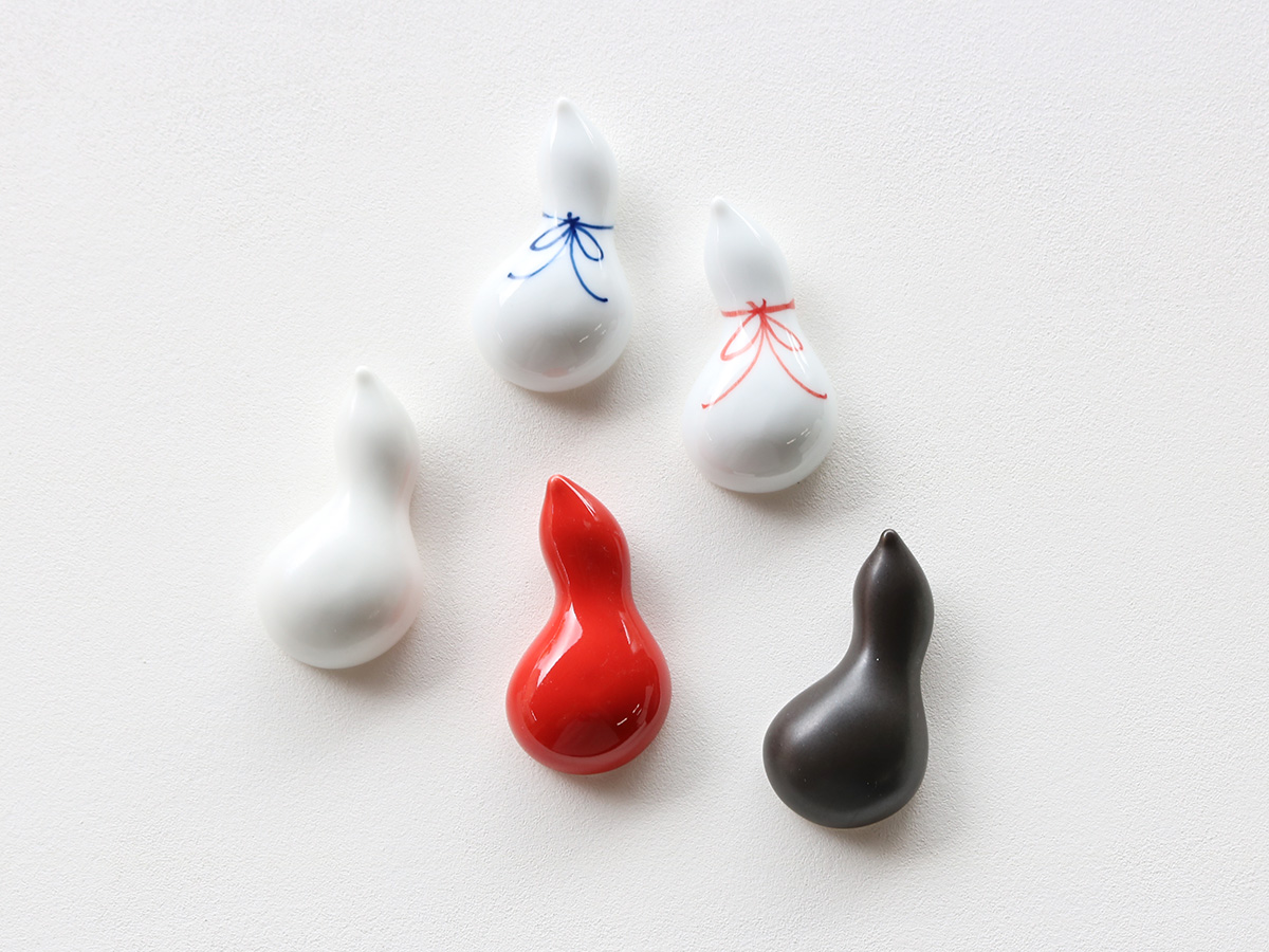 【当たりくじつき新パッケージでお届け！】平ひさご 箸置き 有田焼 | ひょうたん ヒョウタン