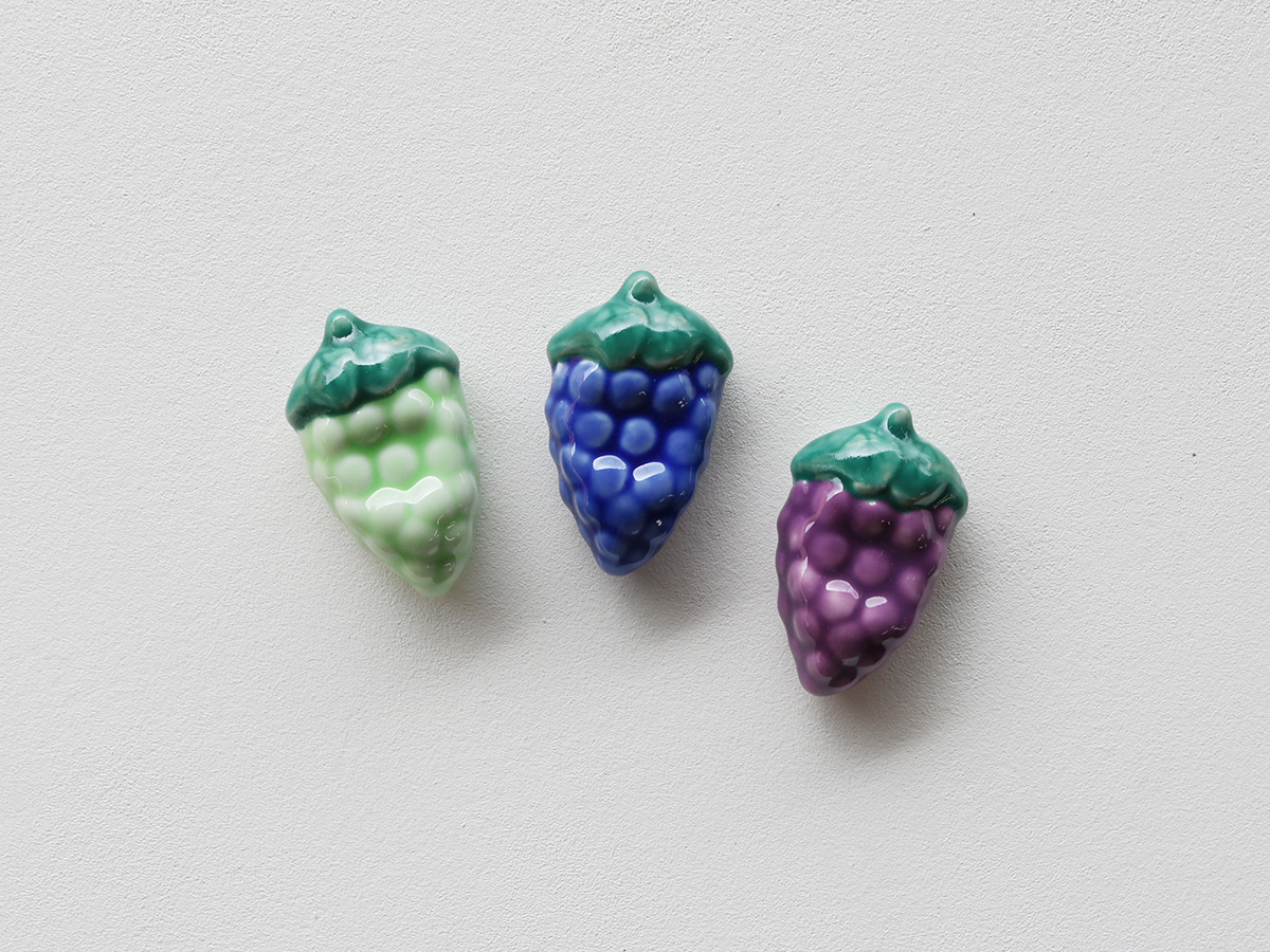 【当たりくじつき新パッケージでお届け！】ぶどう 箸置き 有田焼