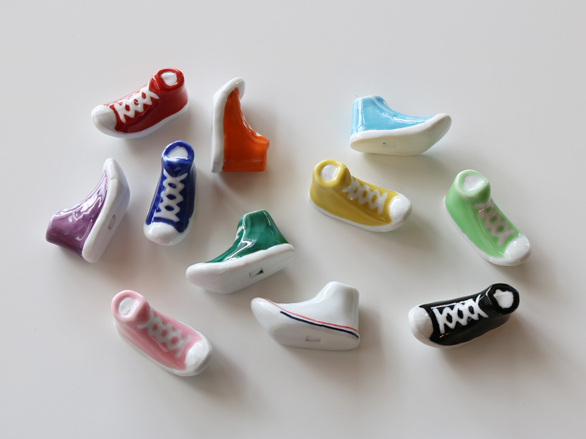 【当たりくじつき新パッケージでお届け！】スニーカー 箸置き 有田焼