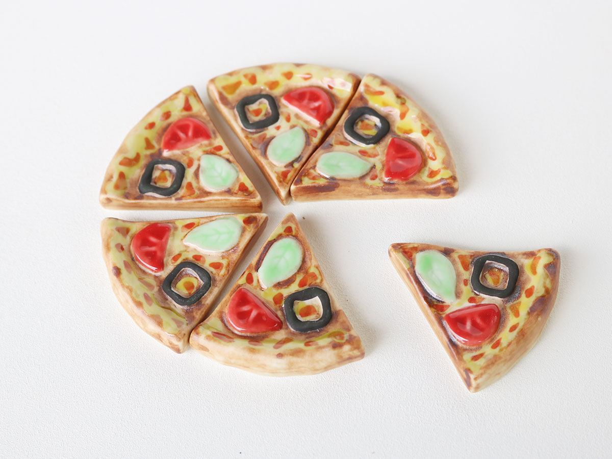 【当たりくじつき新パッケージでお届け！】ピザ 箸置き 有田焼