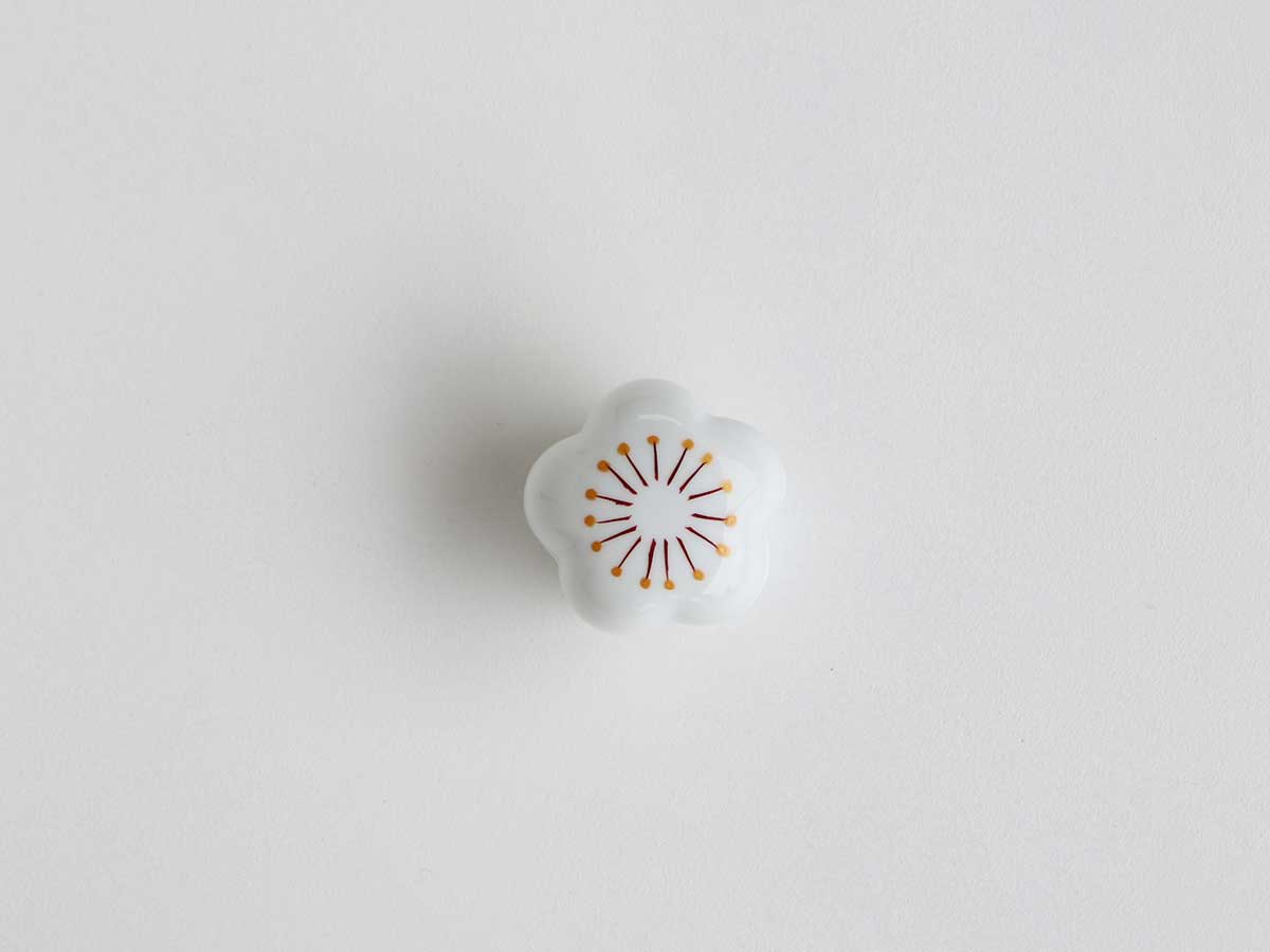 梅 蓋物 有田焼