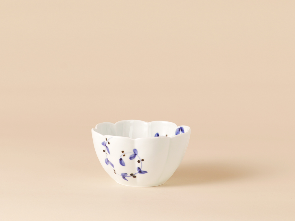 サビ唐草リーフ 花弁小鉢 有田焼