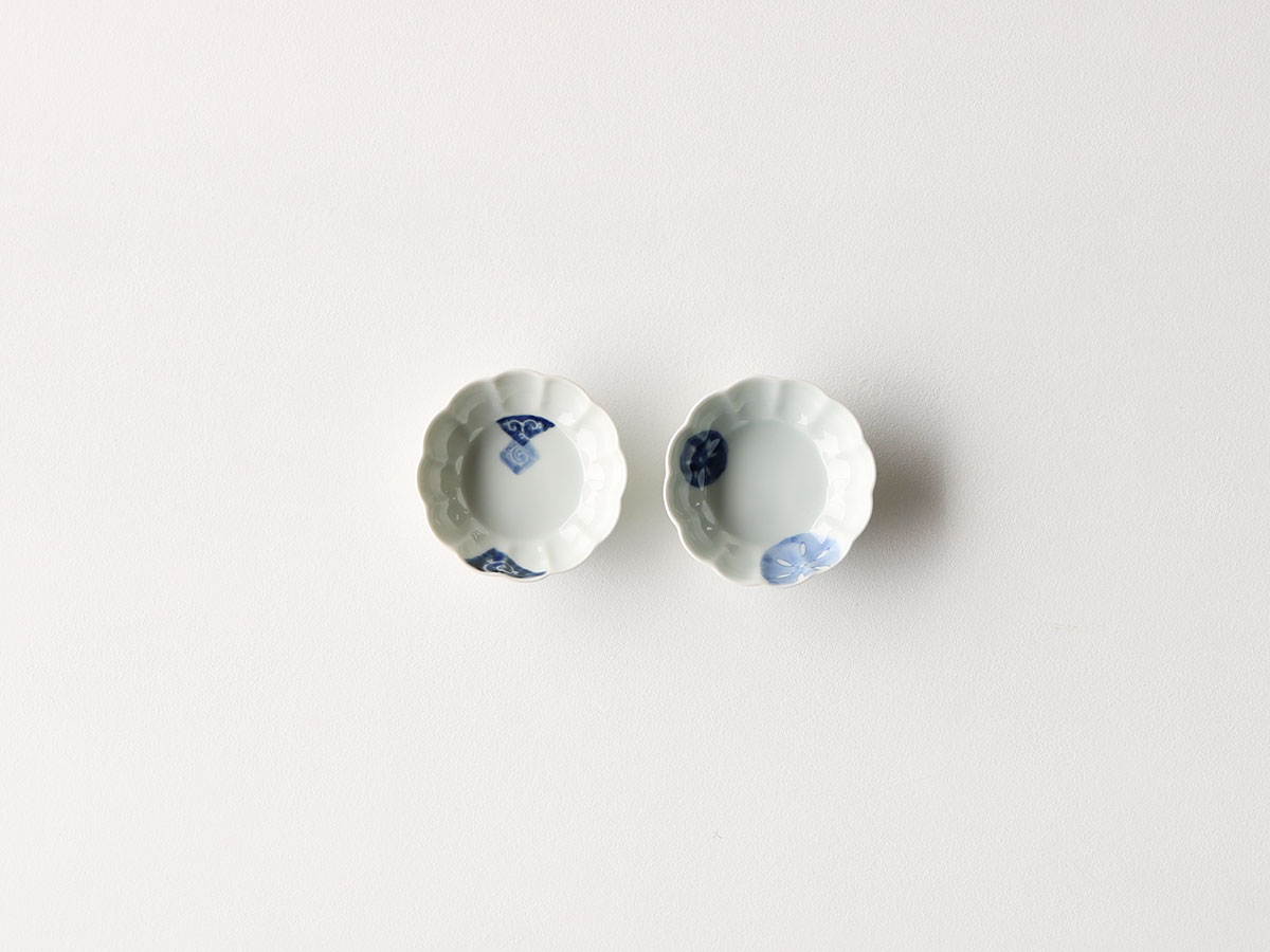 染付 菊型豆皿 有田焼