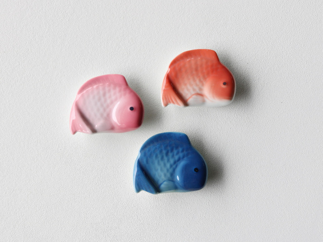 【当たりくじつき新パッケージでお届け！】鯛 箸置き 有田焼