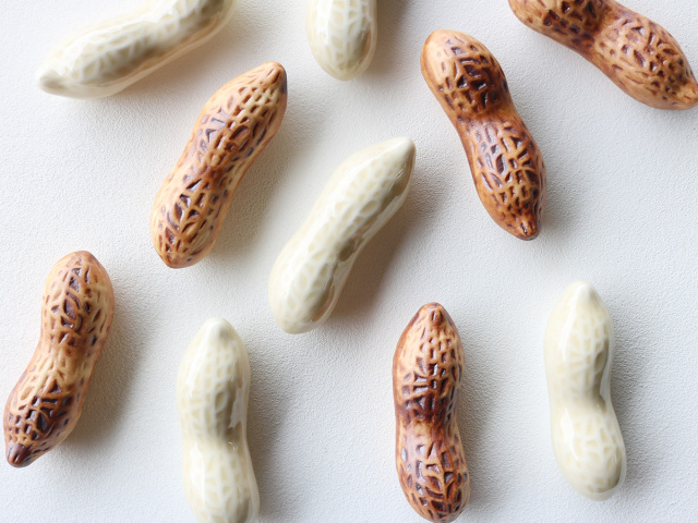 ピーナッツ 箸置き 有田焼