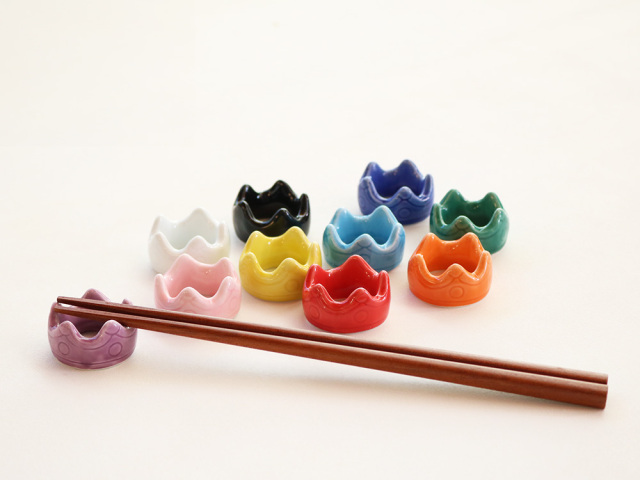 受注生産！可愛い10色カラー!王冠 箸置き 有田焼 | 産直！ 有田焼