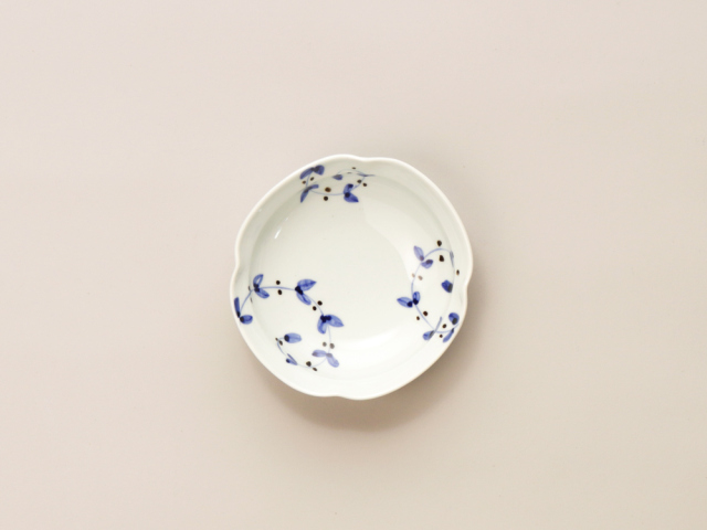 サビ唐草リーフ 四方なぶり小鉢 有田焼