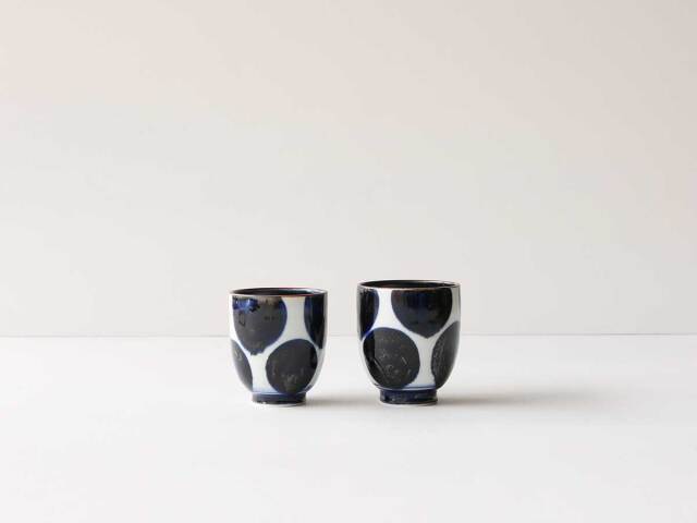 【デッドストック】 無陶人 染付丸々紋 カップ 有田焼