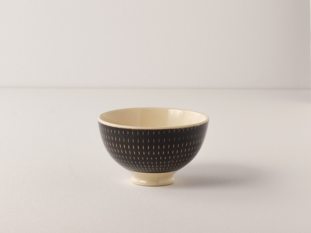 飛びかんな 白 /黒 茶碗 波佐見焼