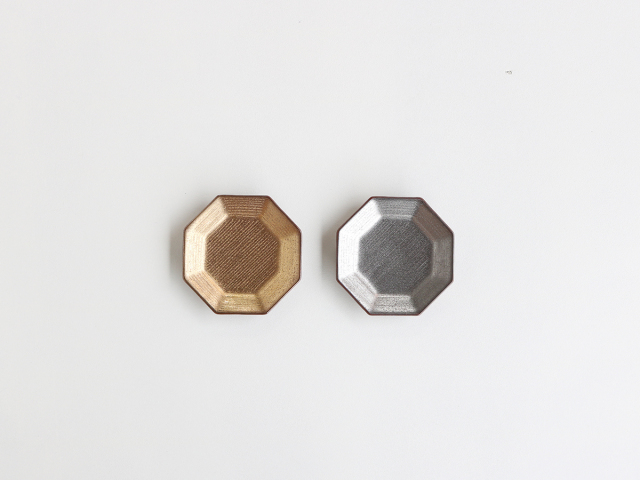 紫素 金塗り/銀塗り 八角小皿 有田焼