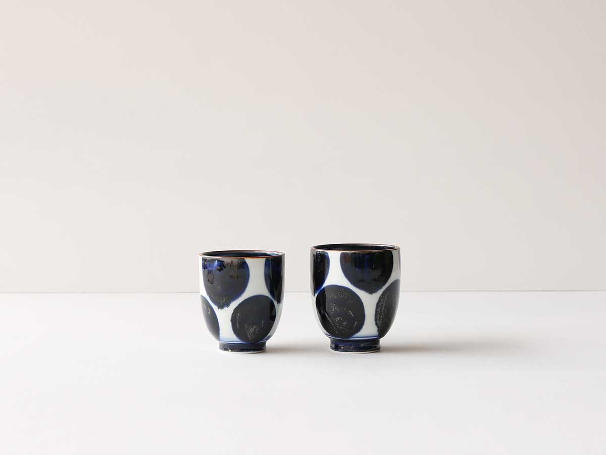 【デッドストック】 無陶人 染付丸々紋 カップ 有田焼