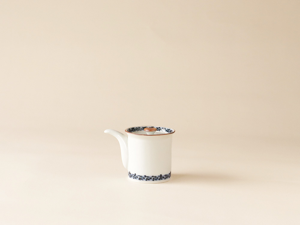 渕地紋 醤油さし 肥前吉田焼