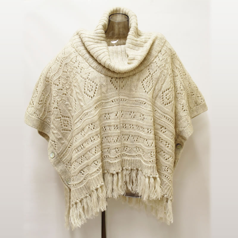 BEAMS（ビームス）アルパカ混ざっくりニットフリンジポンチョ