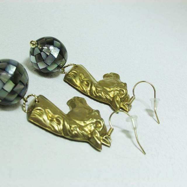 馬　ピアス　イヤリング