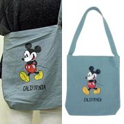 アコモデ　ディズニー　バッグ