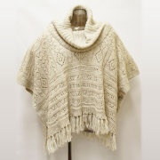 BEAMS（ビームス）アルパカ混ざっくりニットフリンジポンチョ