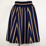 アクータ　フレアスカート　膝丈