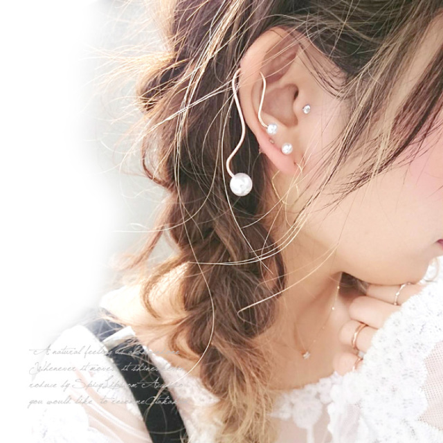 16G］デザイン性の高いパールデザイン。定番スタイルがグッと大人な