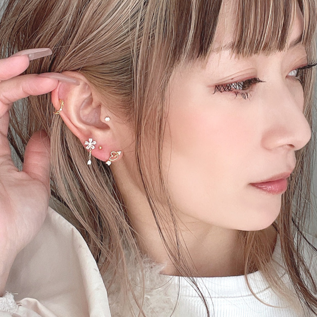 14G 16G ］リングピアスのような新デザイン。シンプルでいてお洒落さん