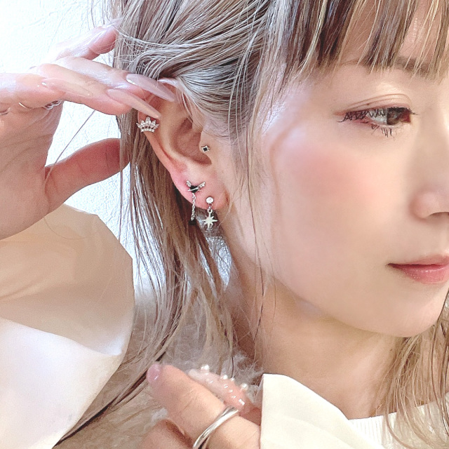 14G 16G ］贅沢な輝きを放つ キュービックジルコニア 王冠 モチーフ