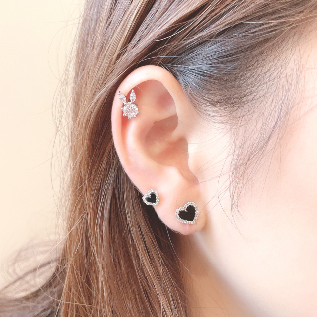 16G］CUTEな存在感を発揮ラビットモチーフ 軟骨ピアスボディピアス/0341