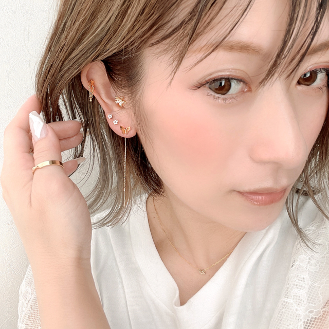 16G］ゆらゆら♪揺れる チェーンが印象的なメタルスター star 星
