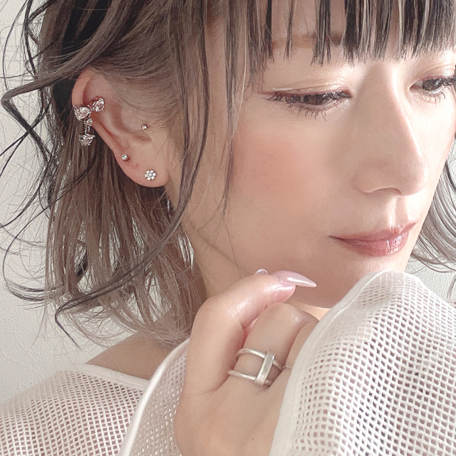 16G 14G ］存在感のある大きさ！ガーリー感たっぷりなリボン ジュエル